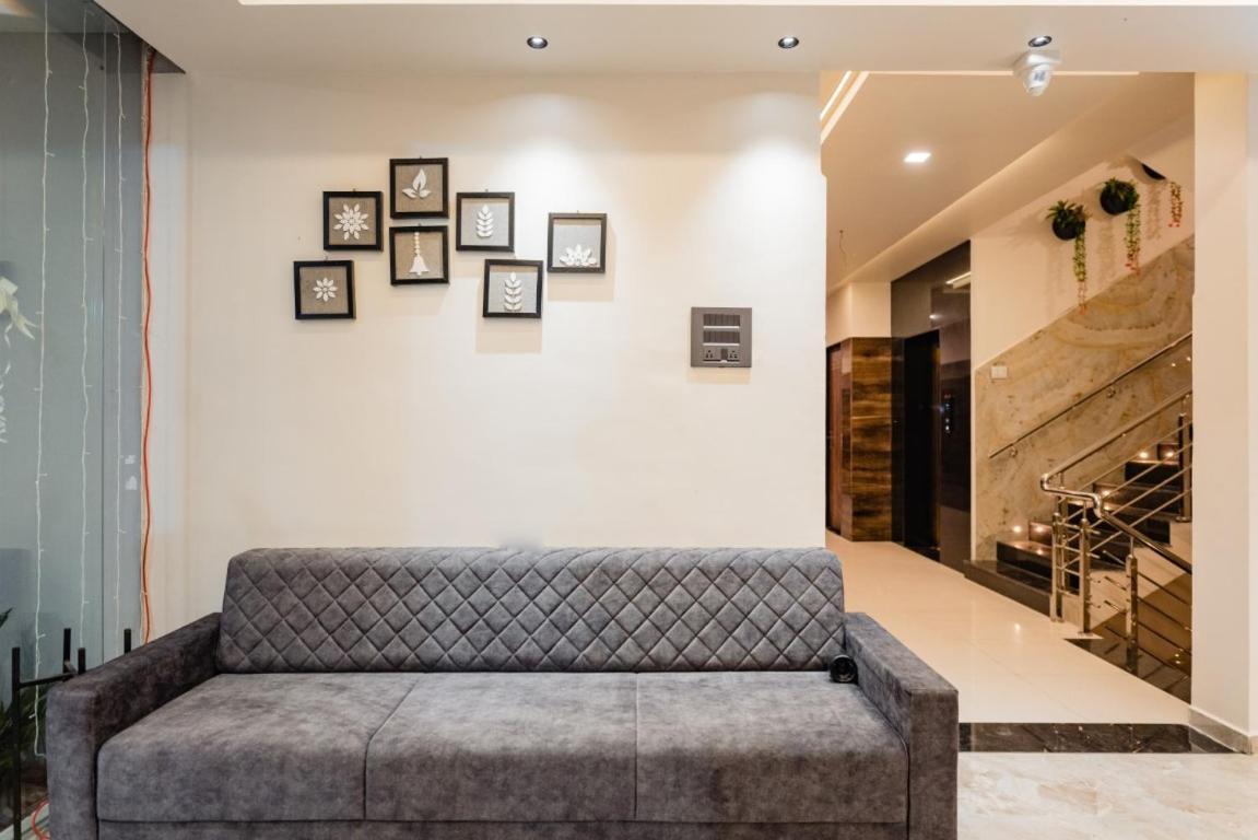 Hotel Ayodhya Virpur Ngoại thất bức ảnh