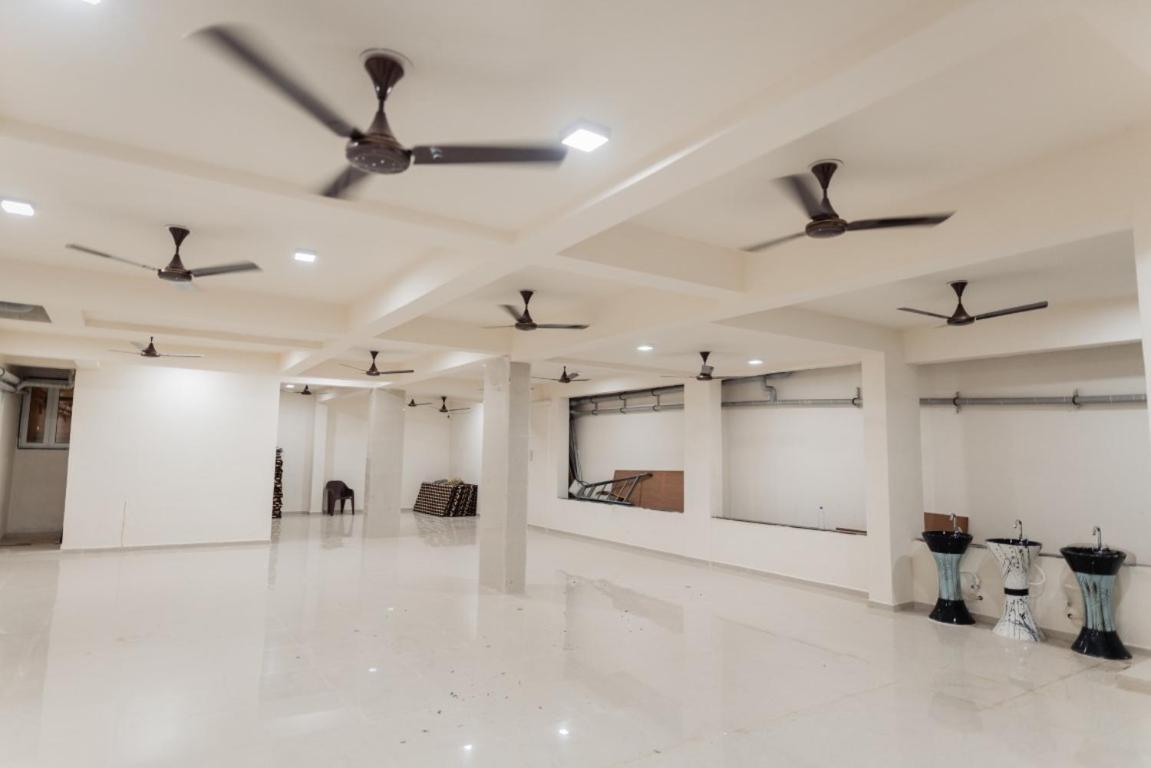 Hotel Ayodhya Virpur Ngoại thất bức ảnh