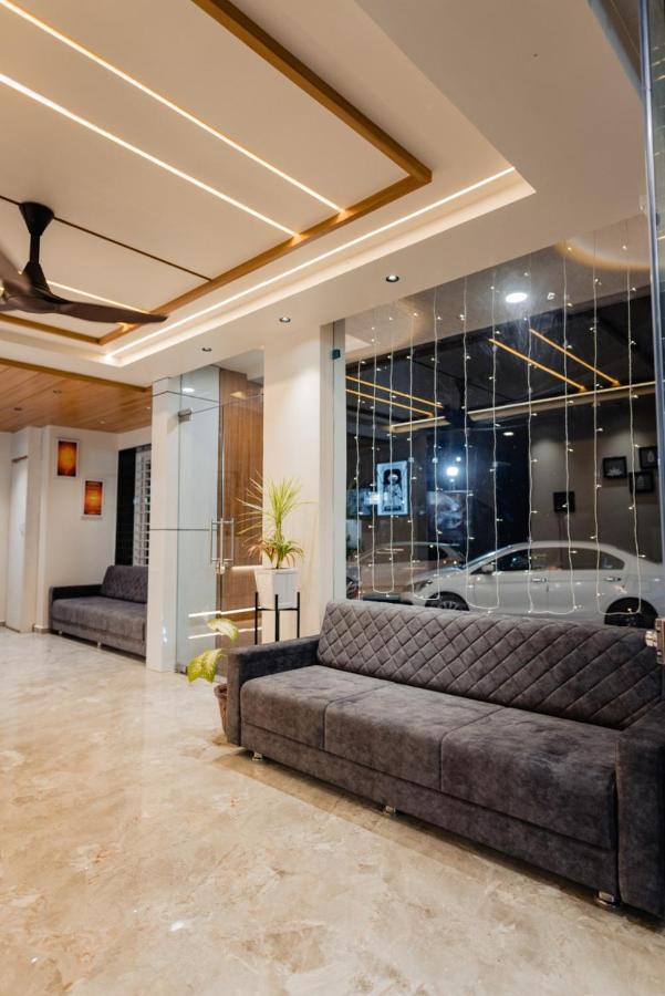 Hotel Ayodhya Virpur Ngoại thất bức ảnh